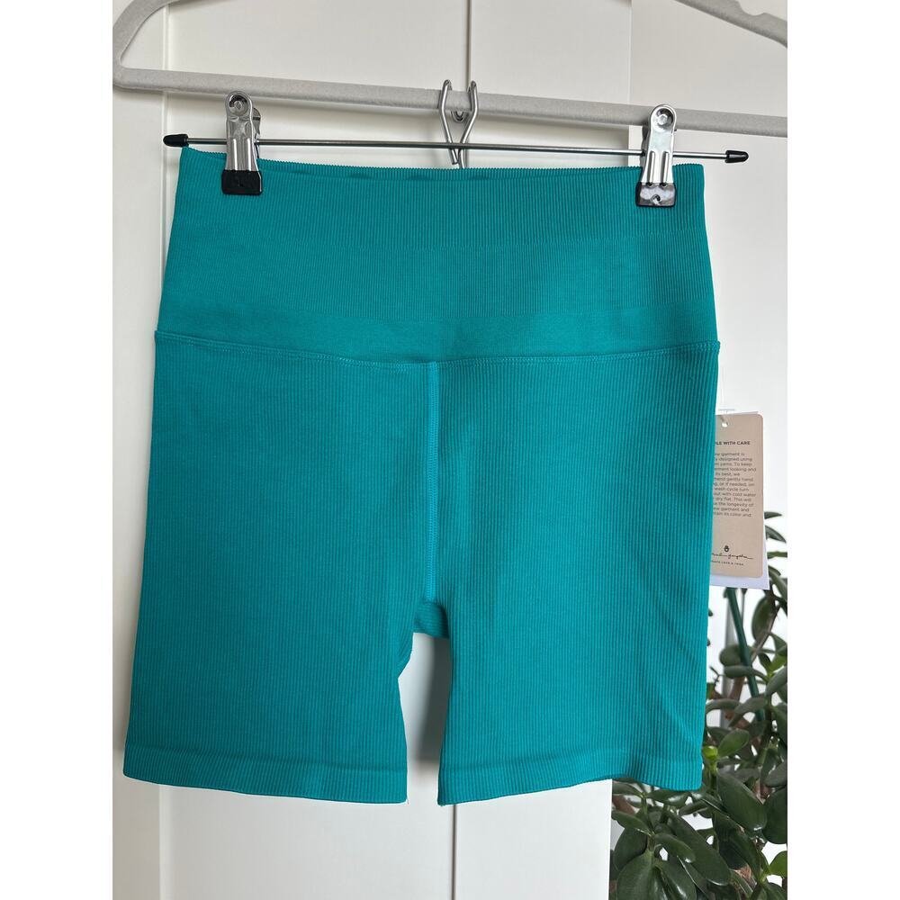 Spiritual Gangster Love Sculpt Biker Short 5", Size XS/S, NWT, Turquoise